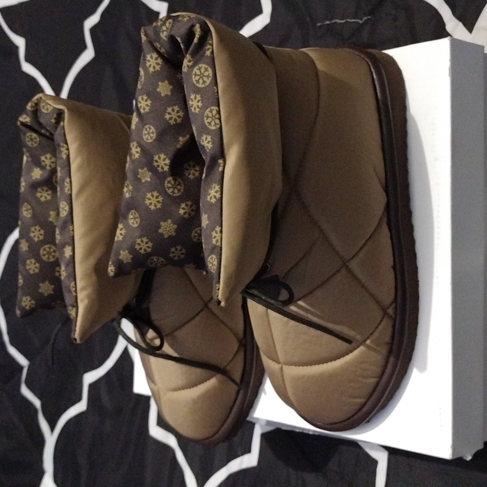Carpe Diem Quilted Boots - Picture 13 of 13